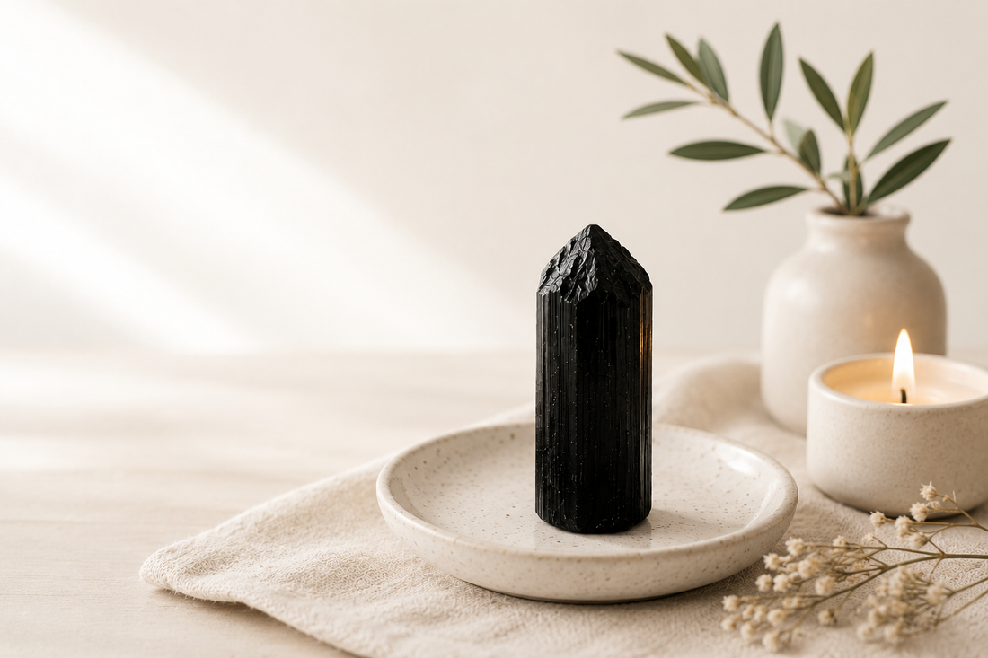 O poder espiritual da turmalina negra: proteção, estabilidade e limpeza energética